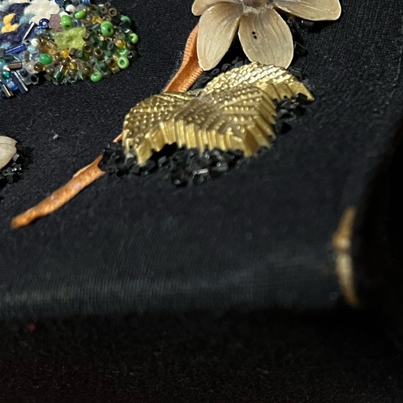 Floral Colorful Embellished Black Handbag with Needlework - Picture 6 of 7